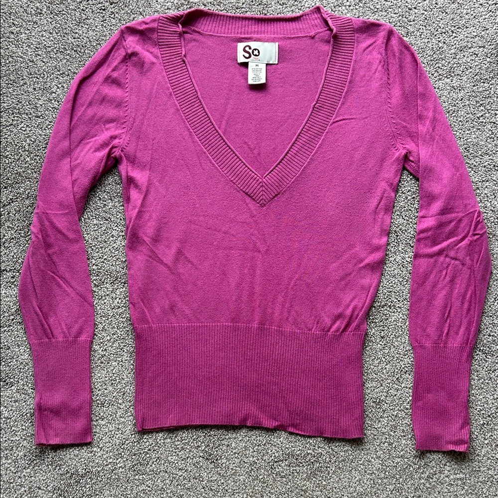 SO Women's Deep V-Neck Sweater - Pink